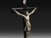 A large ivory corpus christi, 19thc, total h 86 cm - ivory h 63 cm - total weight 4,3 kg (+) - afbeelding 2 van  6
