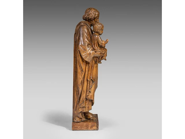A large limewood sculpture of saint joseph carrying the young christ, 19thc 125 cm. (49.21 in.) - afbeelding 5 van  6