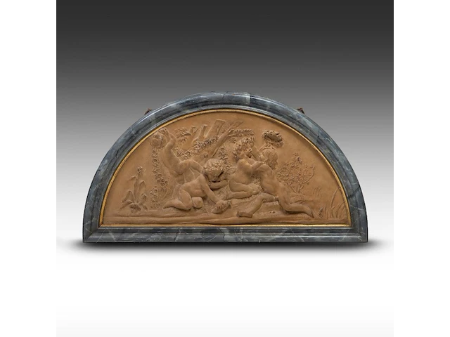 A large pair of terracotta patinated plaster basso-relievo supraposta with playing putti, in a marble imitation frame, 19thc 80 x 145 cm. (31 1/2 x 57.09 in.) - afbeelding 2 van  5