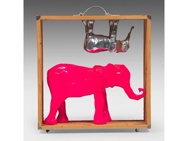 A large pink and aluminium resin elephant by zivo (1950) in a wooden frame, 2014 88 x 85 cm. (34.64 x 33.46 in.) - afbeelding 2 van  7