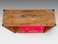 A large pink and aluminium resin elephant by zivo (1950) in a wooden frame, 2014 88 x 85 cm. (34.64 x 33.46 in.) - afbeelding 6 van  7