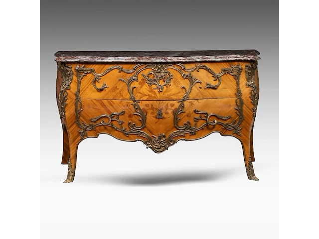 A large rococo-style gilt-bronze-mounted marquetry commode with a rouge royal marble top, late 19thc 109 x 189 x 134 cm. (42.90 x 74.40 x 52.75 in.) - afbeelding 2 van  6