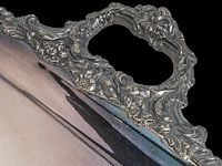 A large silver plate armorial cloche and warming tray, 'n'oubliez', elkington & co, total h 45 cm - afbeelding 10 van  26