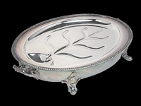 A large silver plate armorial cloche and warming tray, 'n'oubliez', elkington & co, total h 45 cm - afbeelding 11 van  26