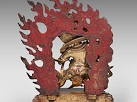 A large tibetan gilt bronze figure of vajrapani, 19thc, total h 32,5 cm - weight about 3816g - afbeelding 4 van  8