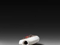 A limoges porcelain snuff bottle with a winged phallus and a vulva 6 cm. (2.35 in.) - afbeelding 3 van  5