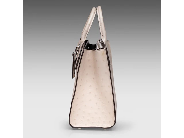 A louis vuitton ivory ostrich city steamer pm handbag, with silver hardware, h 23,5 - w 27 - d 12,5 cm - afbeelding 11 van  15