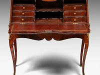 A louis xv gilt bronze mounted rosewood veneered secretaire, mid 18thc 98 x 98 x 52 cm. (38.57 x 38.57 x 20.46 in.) - afbeelding 7 van  7