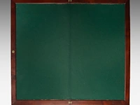 A louis xvi style extendable casino games table, mahogany veneered with gilt bronze mounts, attrib. to françois linke folded: 76 x 91.5 x 51.5 cm. (29.92 x 36.02 x 20.28 in.), extended: 74 x 103.5 x 91.5 cm. (29.12 x 40 - afbeelding 2 van  11