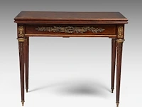 A louis xvi style extendable casino games table, mahogany veneered with gilt bronze mounts, attrib. to françois linke folded: 76 x 91.5 x 51.5 cm. (29.92 x 36.02 x 20.28 in.), extended: 74 x 103.5 x 91.5 cm. (29.12 x 40 - afbeelding 4 van  11