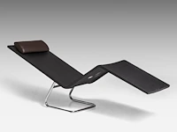A model mvs chaise by maarten van severen for vitra 87 x 154 x 45 cm. (34 1/4 x 60.63 x 17.71 in.)