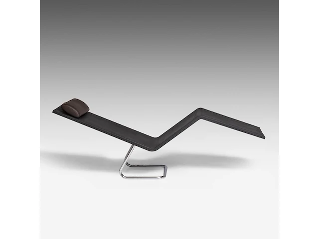 A model mvs chaise by maarten van severen for vitra 87 x 154 x 45 cm. (34 1/4 x 60.63 x 17.71 in.) - afbeelding 2 van  9