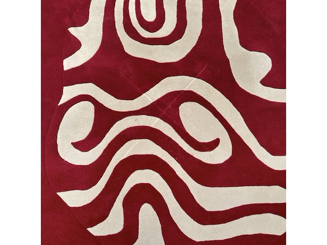 A modernist rug model 'gavrinis 2' designed by pierre paulin (1927-2009) for ligne roset 266 x 350 cm. (104.71 x 137.78 in.) - afbeelding 5 van  8