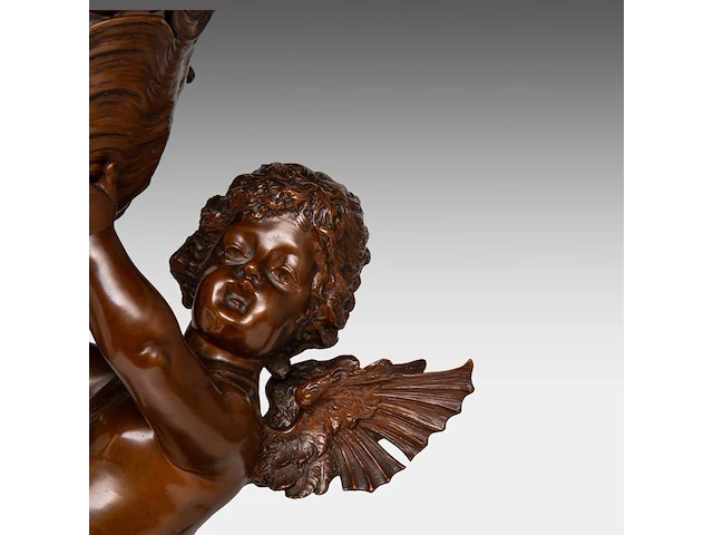 A napoleon iii patinated bronze group of cupid holding a horn of abundance (cornucopia) 54 cm. (21.26 in.) - afbeelding 7 van  7