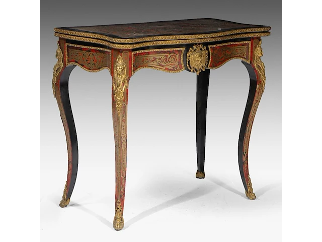 A napoleon iii style boulle fold-over card table with gilt bronze mounts, 20thc 73 x 84.5 x 42 cm. (28.73 x 33.27 x 16.53 in.), fold open: 71.5 x 84.5 x 84.5 cm. (28.14 x 33.27 x 33.27 in.) - afbeelding 1 van  10