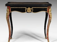 A napoleon iii style boulle fold-over card table with gilt bronze mounts, 20thc 73 x 84.5 x 42 cm. (28.73 x 33.27 x 16.53 in.), fold open: 71.5 x 84.5 x 84.5 cm. (28.14 x 33.27 x 33.27 in.) - afbeelding 6 van  10