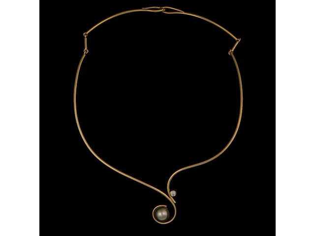 A necklace with a large pearl and diamonds, 18ct, designed by jewellers krista & grety vandevelde, grimbergen - brussels, weight: 36,2 g - afbeelding 2 van  4
