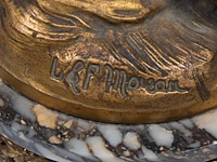 A neoclassical marble, gilt and patinated bronze mantle clock with cupid on top, ca. 1880 33 x 35 cm. (12.99 x 13.77 in.) - afbeelding 7 van  8