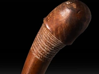 A new caledonian melanesian carved hardwood phallus war club 'buat', 19thc 85 cm. (33.46 in.) - afbeelding 3 van  4