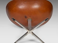 A nice vintage cognac leather egg chair with ottoman by arne jacobsen for fritz hansen - afbeelding 5 van  22