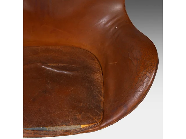 A nice vintage cognac leather egg chair with ottoman by arne jacobsen for fritz hansen - afbeelding 9 van  22
