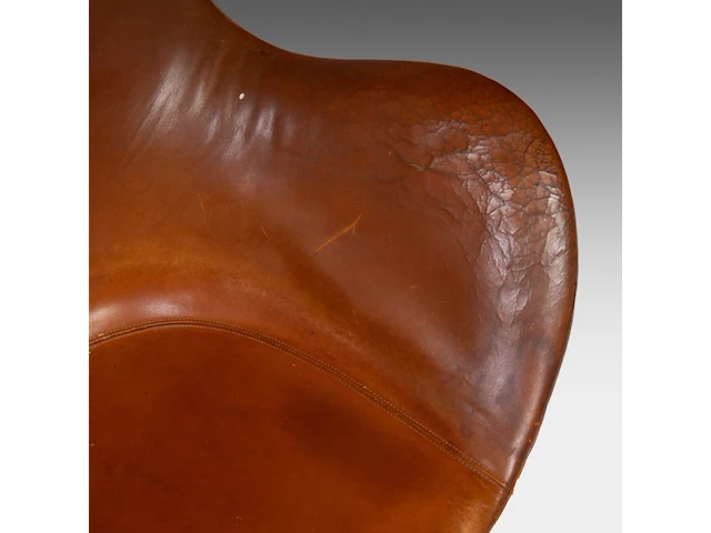 A nice vintage cognac leather egg chair with ottoman by arne jacobsen for fritz hansen - afbeelding 14 van  22