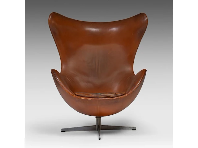 A nice vintage cognac leather egg chair with ottoman by arne jacobsen for fritz hansen - afbeelding 12 van  22