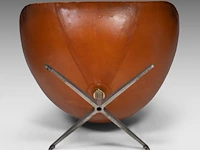 A nice vintage cognac leather egg chair with ottoman by arne jacobsen for fritz hansen - afbeelding 22 van  22