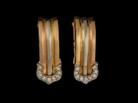 A pair of cartier c de cartier earrings in 18ct tri-gold and diamond, h 1,8 cm, weight: ca 5,4 g - afbeelding 2 van  2