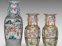 A pair of chinese canton vases - added a famille rose 'battle scene' vase, 19thc, total h 44 - 60 cm