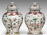 A pair of chinese famille rose 'one hundred antiquities' covered vases, 19thc, total h 45 cm
