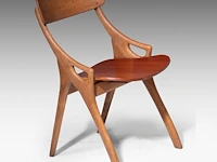 A pair of danish design oak dining chairs by arne hovmand olsen for mogens kold 81 x 61.5 x 63 cm. (31.89 x 24.21 x 24.80 in.) - afbeelding 9 van  9