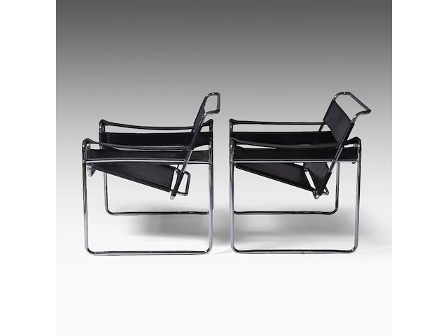 A pair of design armchairs after the iconic wassily model by marcel breuer, edition of movimento moderno 73 x 78 x 70 cm. (28.73 x 30.71 x 27.55 in.) - afbeelding 4 van  9