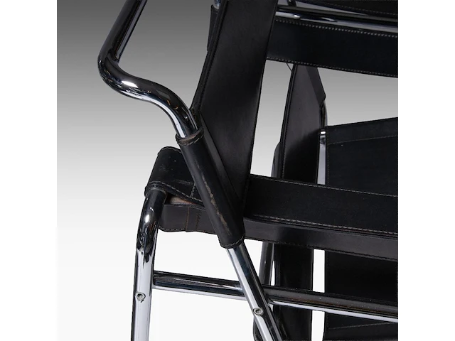 A pair of design armchairs after the iconic wassily model by marcel breuer, edition of movimento moderno 73 x 78 x 70 cm. (28.73 x 30.71 x 27.55 in.) - afbeelding 9 van  9