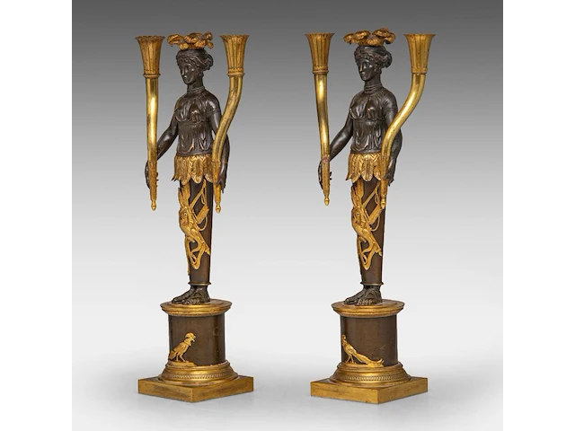 A pair of empire gilt and patinated bronze figural candlesticks with an allegory of america 42 cm. (16.53 in.) - afbeelding 2 van  6