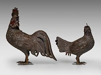 A pair of japanese bronze okimono of a hen and cockerel, meiji period (1868-1912), h 32 cm / h 23 cm - afbeelding 3 van  8
