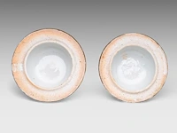 A pair of japanese imari 'flower baskets' lidded vases, edo period, total h 50 cm - afbeelding 8 van  8