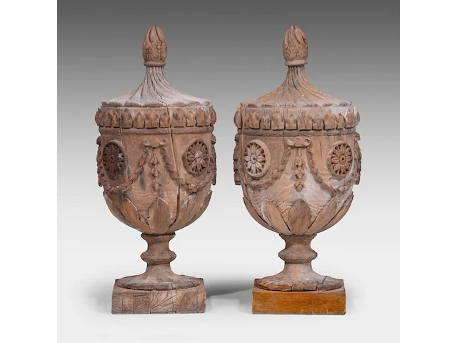 A pair of neoclassical gustavian wooden trophies, 18thc 77 cm. (30.30 in.) - afbeelding 4 van  4