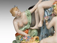 A pair of polychrome decorated saxony porcelain figurines of europa and the bull, marked dresden 26.5 x 24 cm. (10.42 x 9.44 in.) - afbeelding 3 van  12