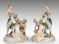 A pair of polychrome decorated saxony porcelain figurines of europa and the bull, marked dresden 26.5 x 24 cm. (10.42 x 9.44 in.) - afbeelding 9 van  12