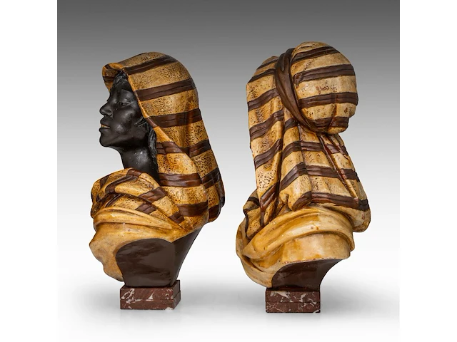 A pair of polychrome terracotta busts of arabs by koenig & lengsfeld, ca. 1900 47 cm. (18 1/2 in.) - afbeelding 3 van  7