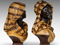 A pair of polychrome terracotta busts of arabs by koenig & lengsfeld, ca. 1900 47 cm. (18 1/2 in.) - afbeelding 5 van  7