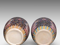 A pair of rare chinese famille rose 'amitayus' ginger jars and covers, late 19thc, total h 40,5 cm - afbeelding 6 van  8