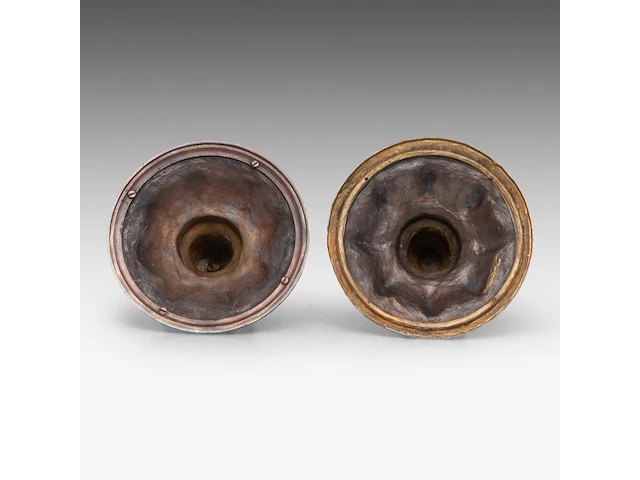 A pair of renaissance revival patinated bronze vases and covers, late 19thc 47 cm. (18 1/2 in.) - afbeelding 9 van  9