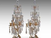 A pair of rococo brass and cut crystal girandoles, 19thc 88 cm. (34.64 in.) - afbeelding 6 van  8