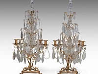 A pair of rococo brass and cut crystal girandoles, 19thc 88 cm. (34.64 in.) - afbeelding 7 van  8