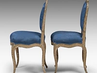 A pair of venetian rococo giltwood chairs with silk upholstery, 18thc 89 x 49 x 45 cm. (35.03 x 19.28 x 17.71 in.) - afbeelding 2 van  7
