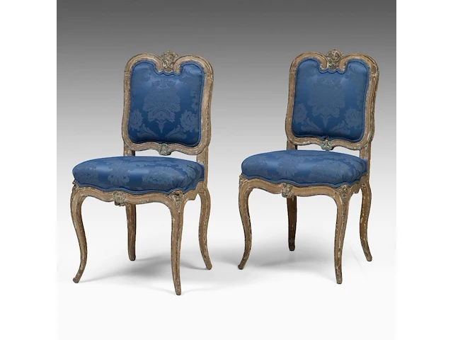 A pair of venetian rococo giltwood chairs with silk upholstery, 18thc 89 x 49 x 45 cm. (35.03 x 19.28 x 17.71 in.) - afbeelding 6 van  7