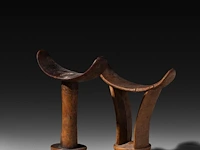 A pair of wooden tribal headrests, symbolising the male and female genitals, somalia, h 20 cm (tallest)