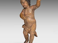 A polychrome limewood sculpture of a putto, 18thc 68 cm. (26.76 in.) - afbeelding 2 van  6